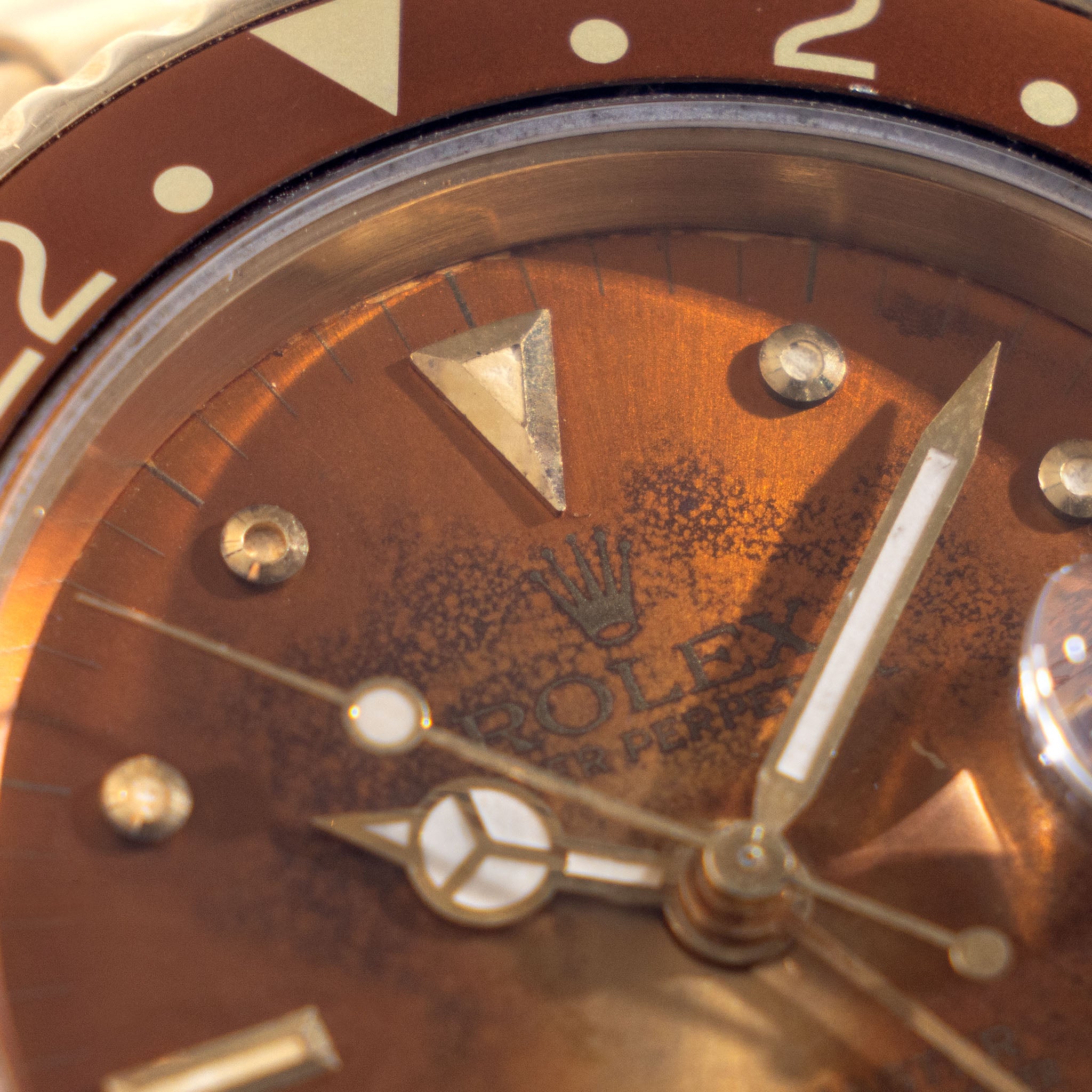 Rolex GMT-Master in 18k Yellow Gold Ref 16758 with Original Guarantee Paper "Two Dials"