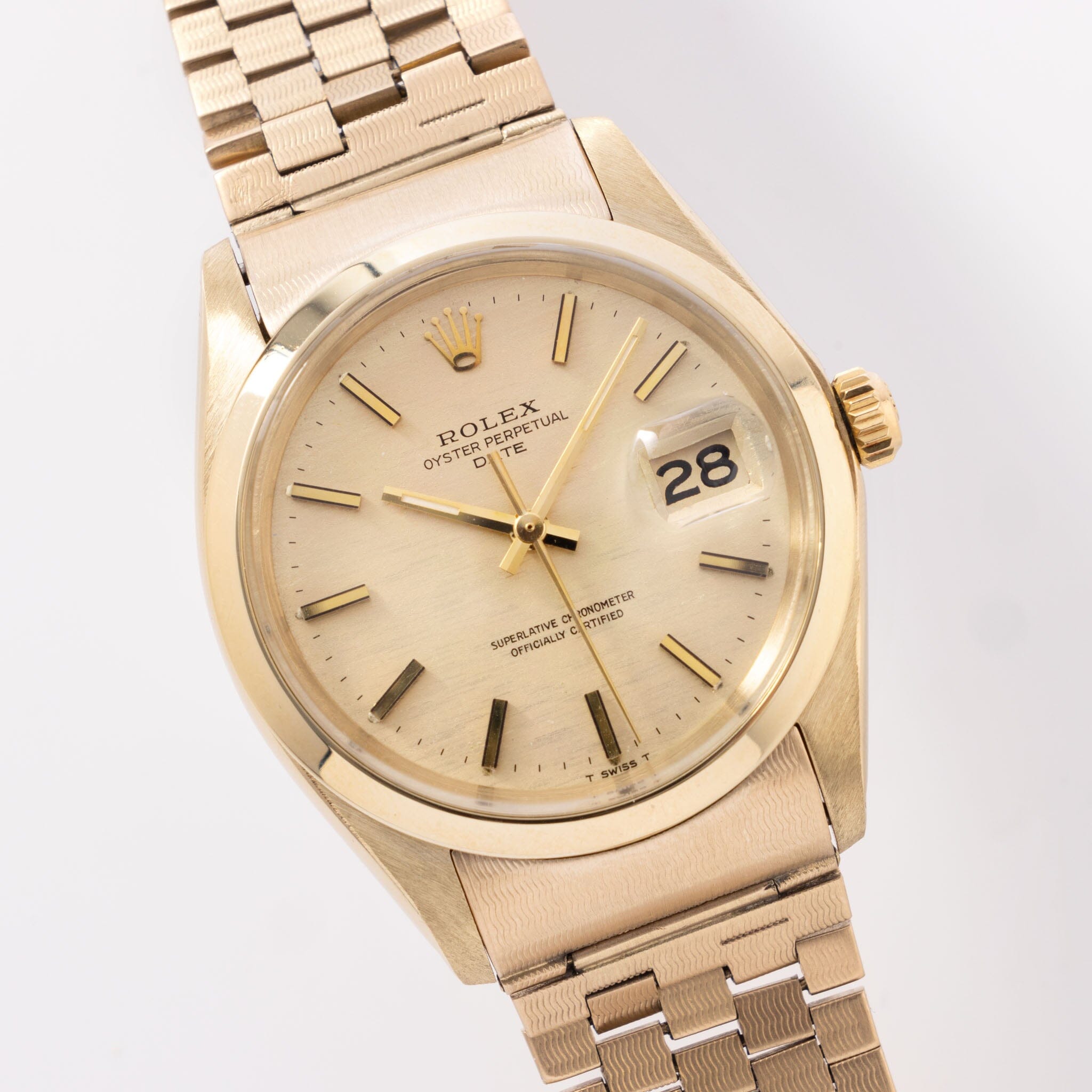 Rolex Date Shantung Dial 14kt Yellow Gold ‘Brick’ Bracelet Ref 1500