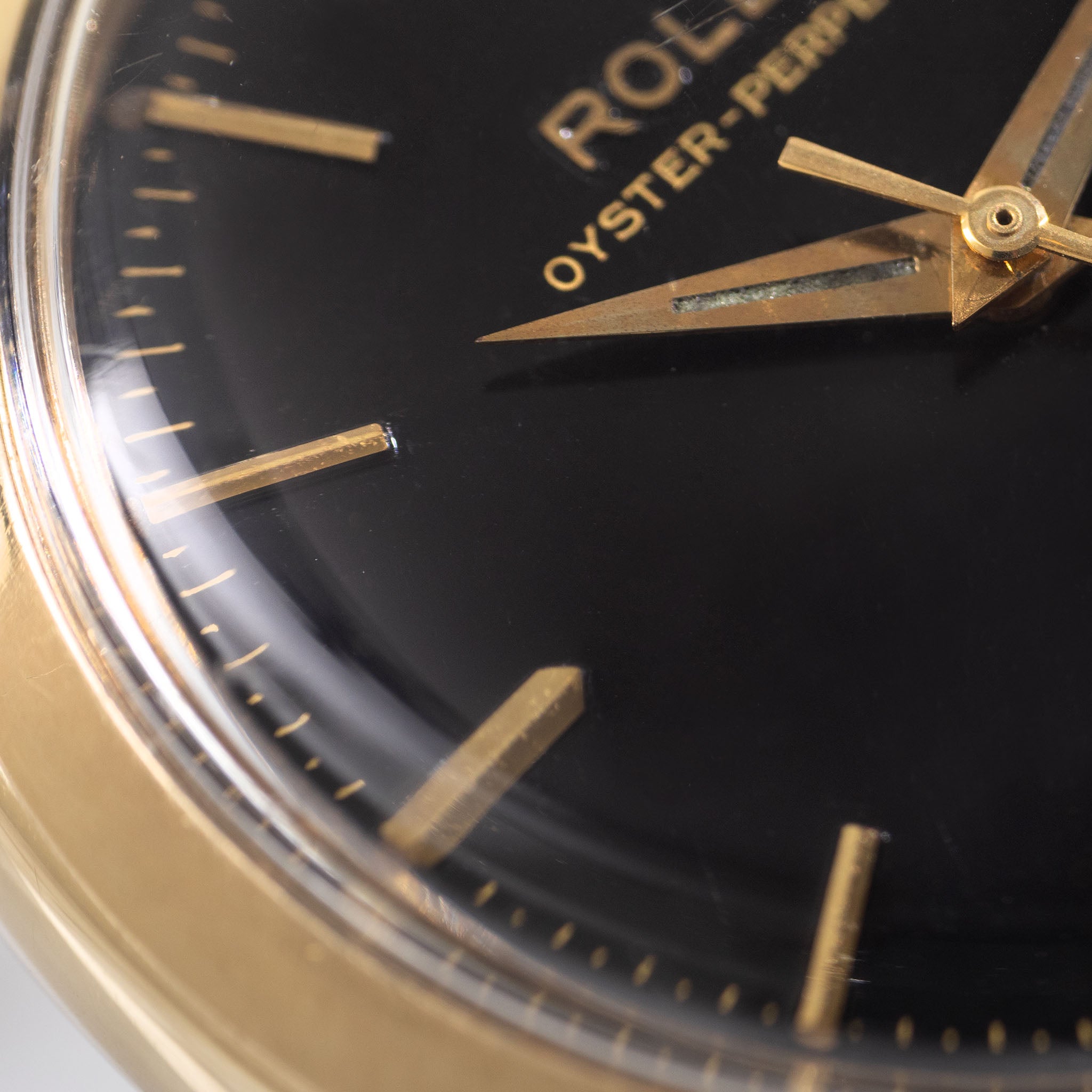 Rolex Oyster Perpetual "OCC" Gilt Dial in 9kt Yellow Gold Ref. 6564
