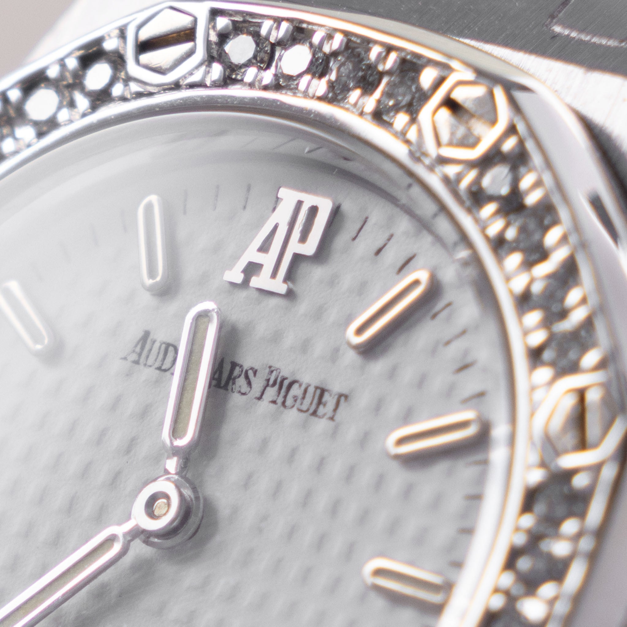 Audemars Piguet Royal Oak Revers Pin Watch in 18K White Gold Box and Certificate of Origin Set "Jewelry Collection"