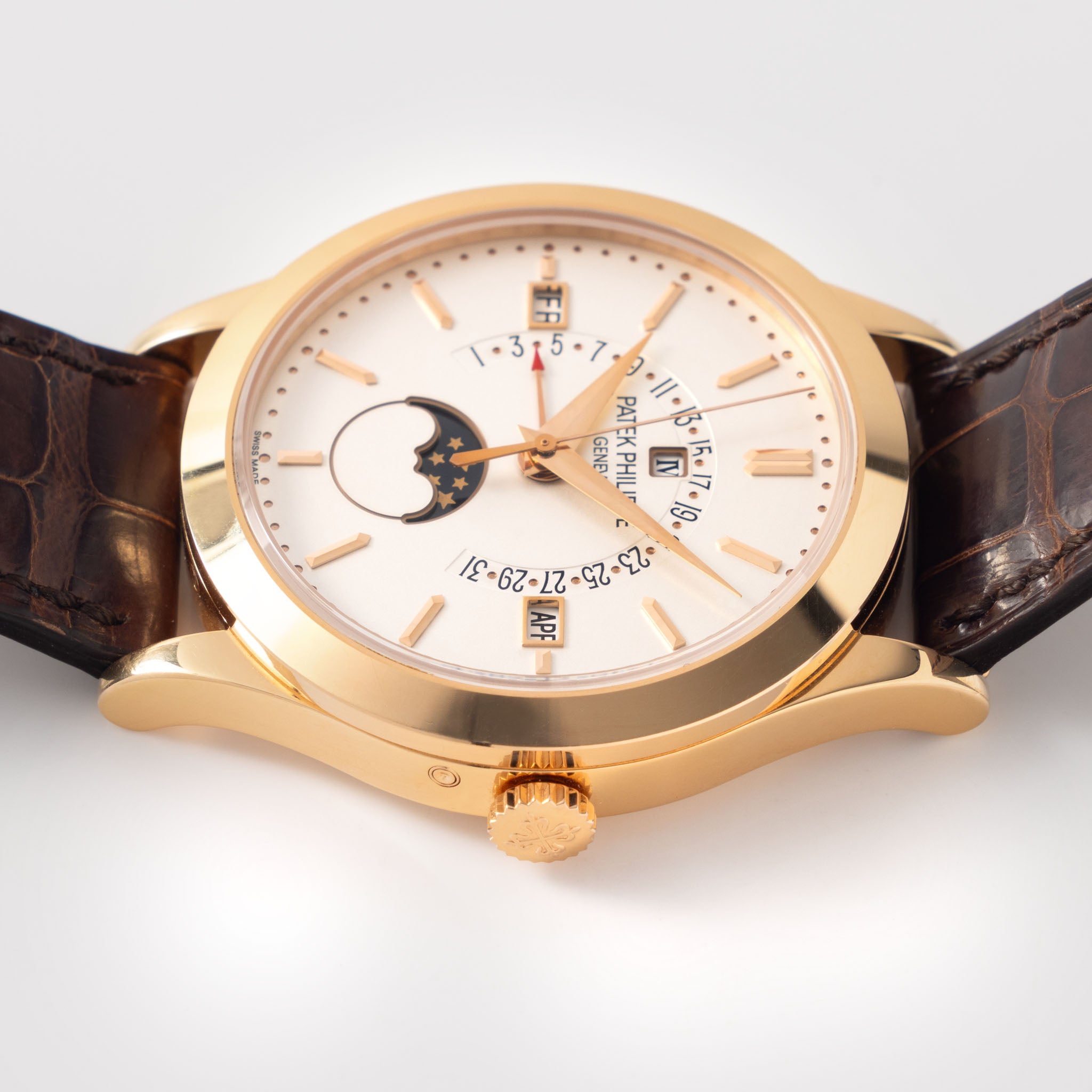 Patek Philippe 5496R Retrograde Perpetual Calendar in 18K Rose Gold Box And Paper Set