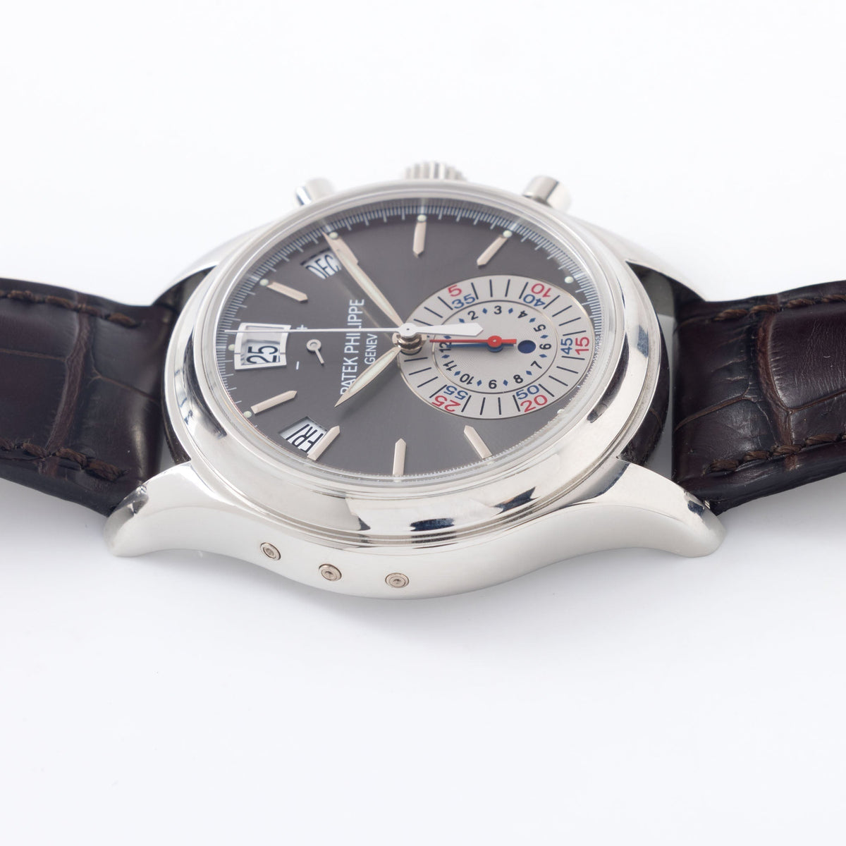 Patek Philippe Annual Calendar Flyback Chronograph 5960P in Platinum Execution Grey dial Full Set