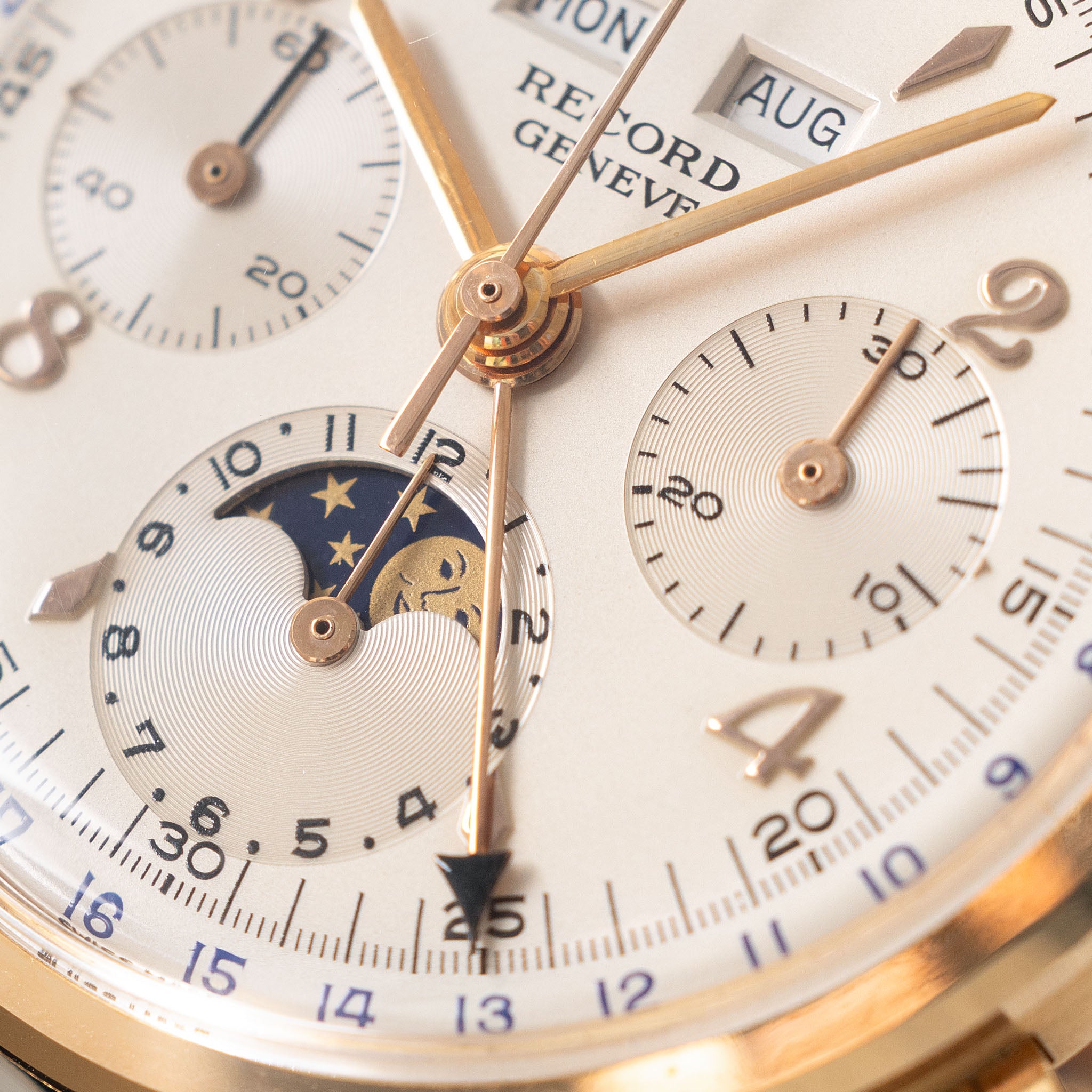 Record Geneve Triple Date Moonphase Chronograph Valjoux 88 in 18 k yellow gold