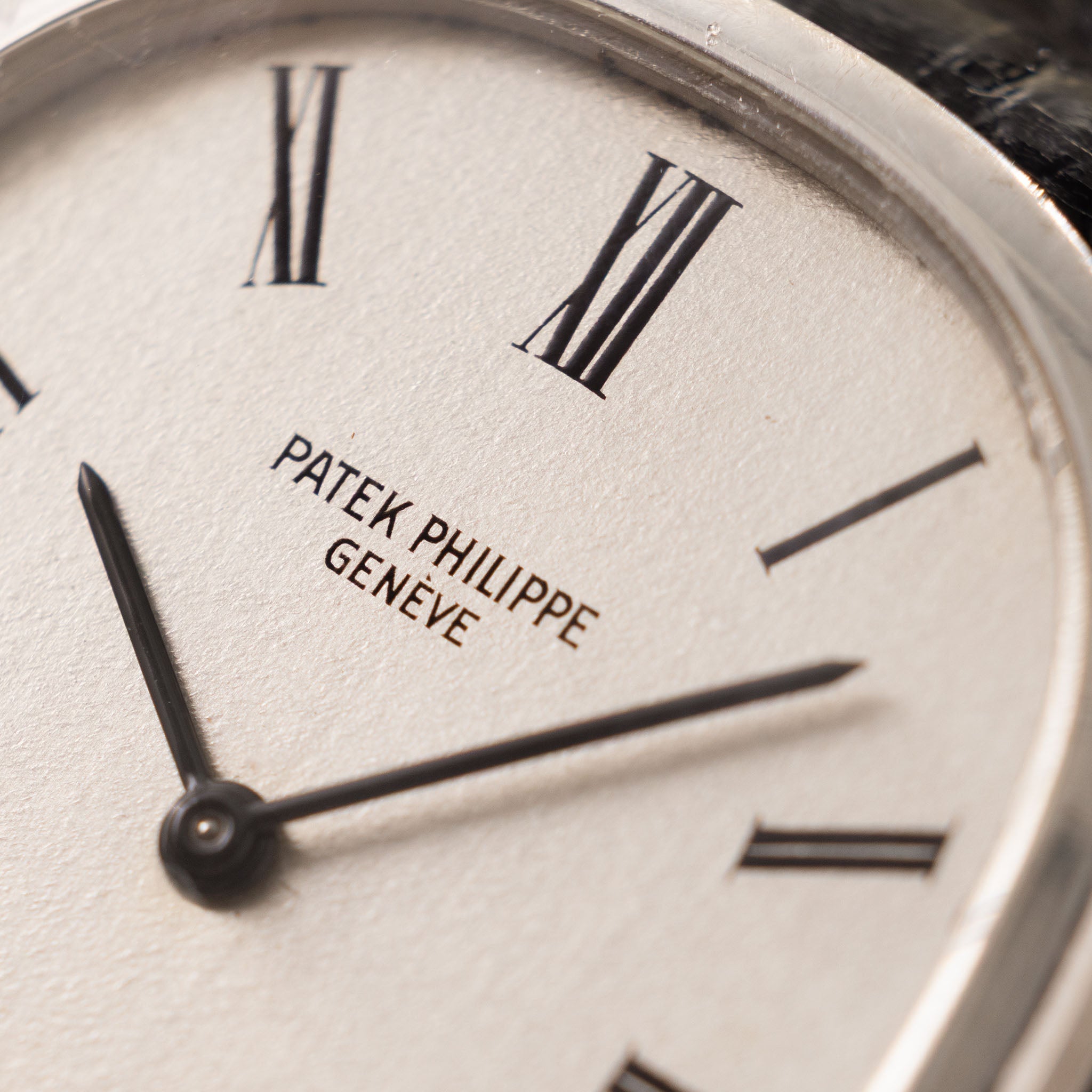 Patek Philippe Golden Ellipse 3546G Silver sigma dial in 18k white gold