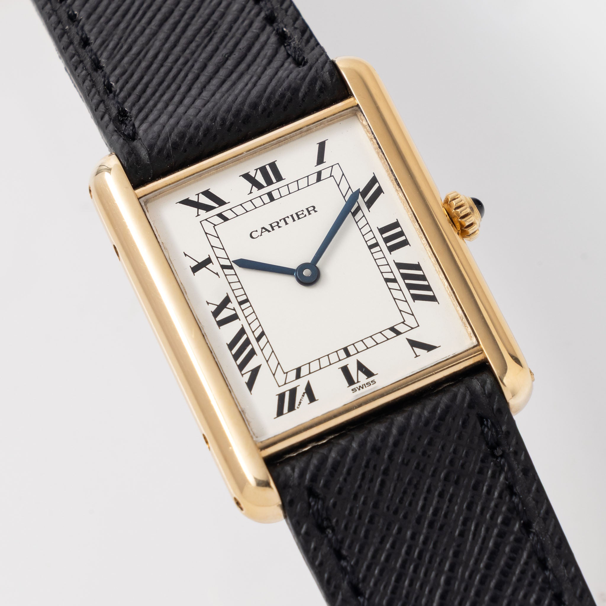 Cartier Tank Louis medium size ref 88105 in 18 k yellow gold