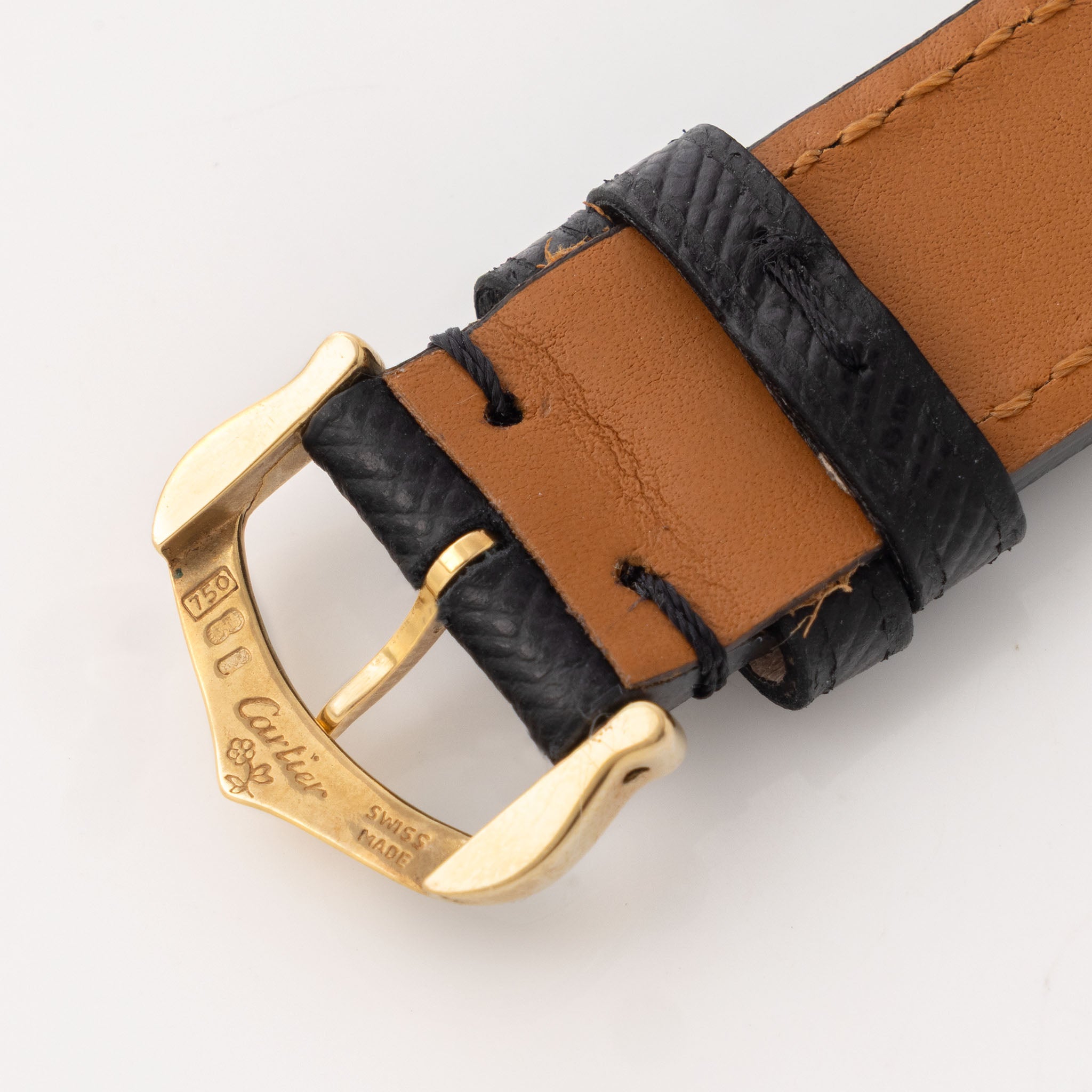 Cartier Tank Louis medium size ref 88105 in 18 k yellow gold