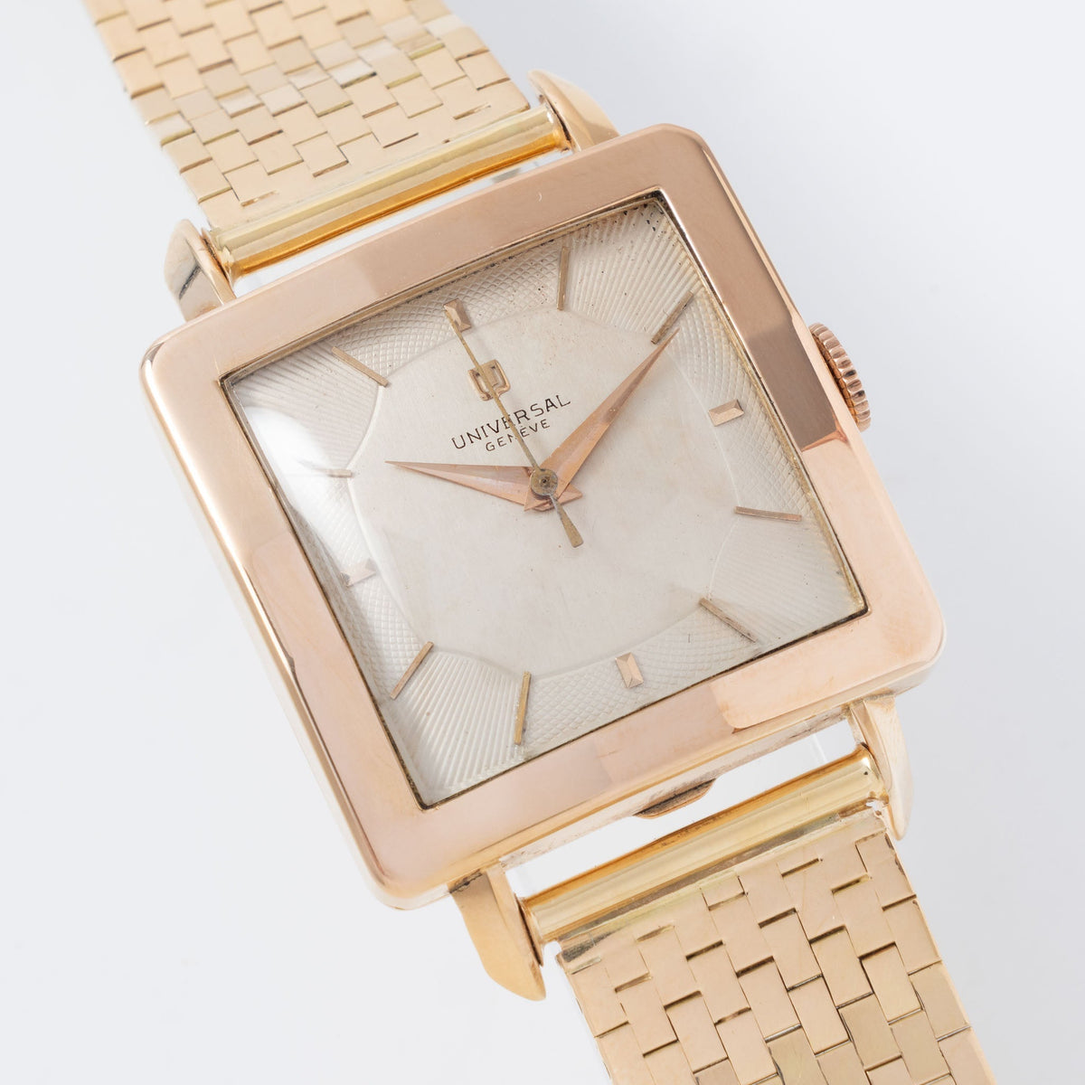 Universal Genève “Cioccolatone“ 18k Rose Gold Oversized Dress-watch with unique Guilloché Dial on Brick Style Bracelet ref. 10228 2