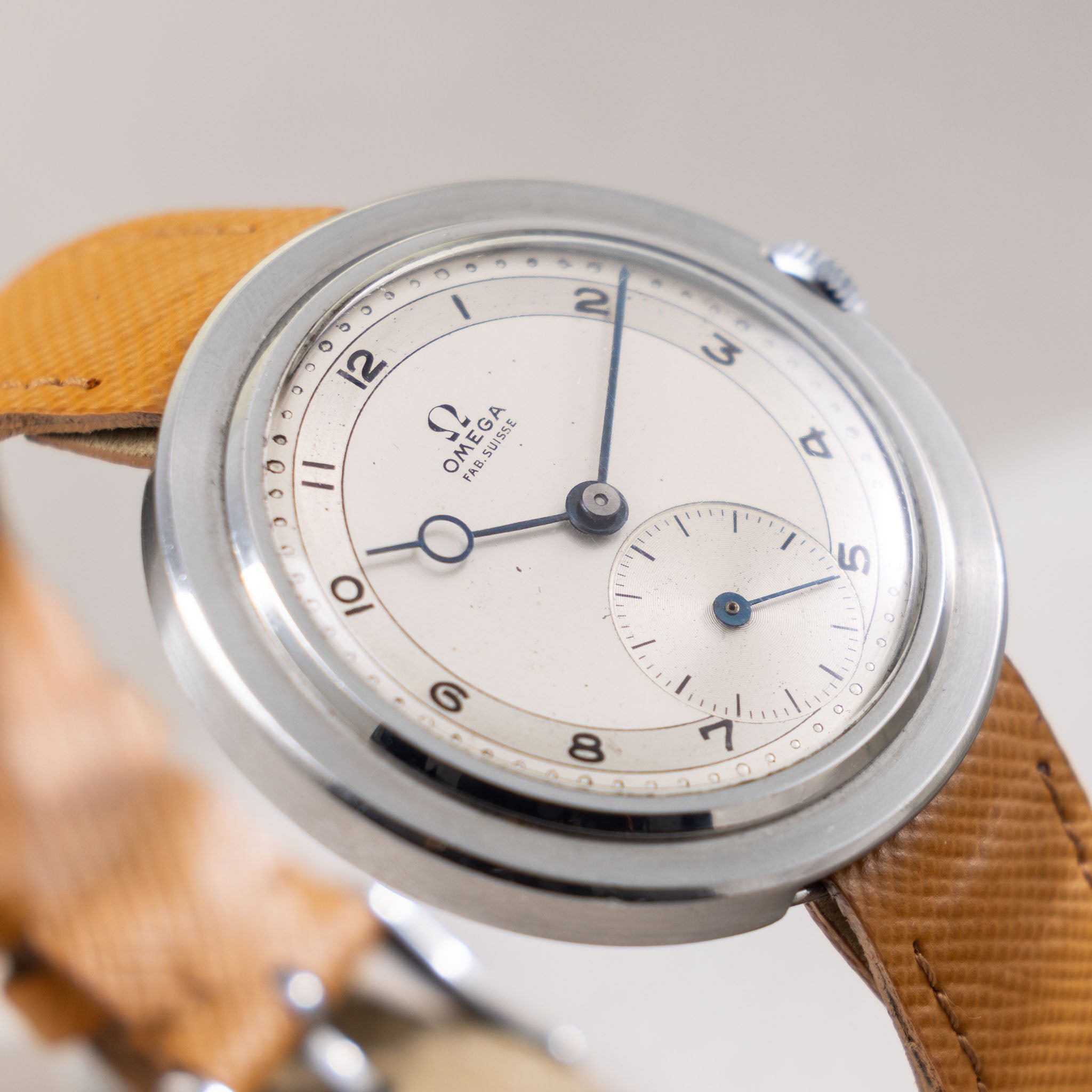 Omega Disco-Volante Oversized Dresswatch ref. CK2013 Two-Tone Silver Dial