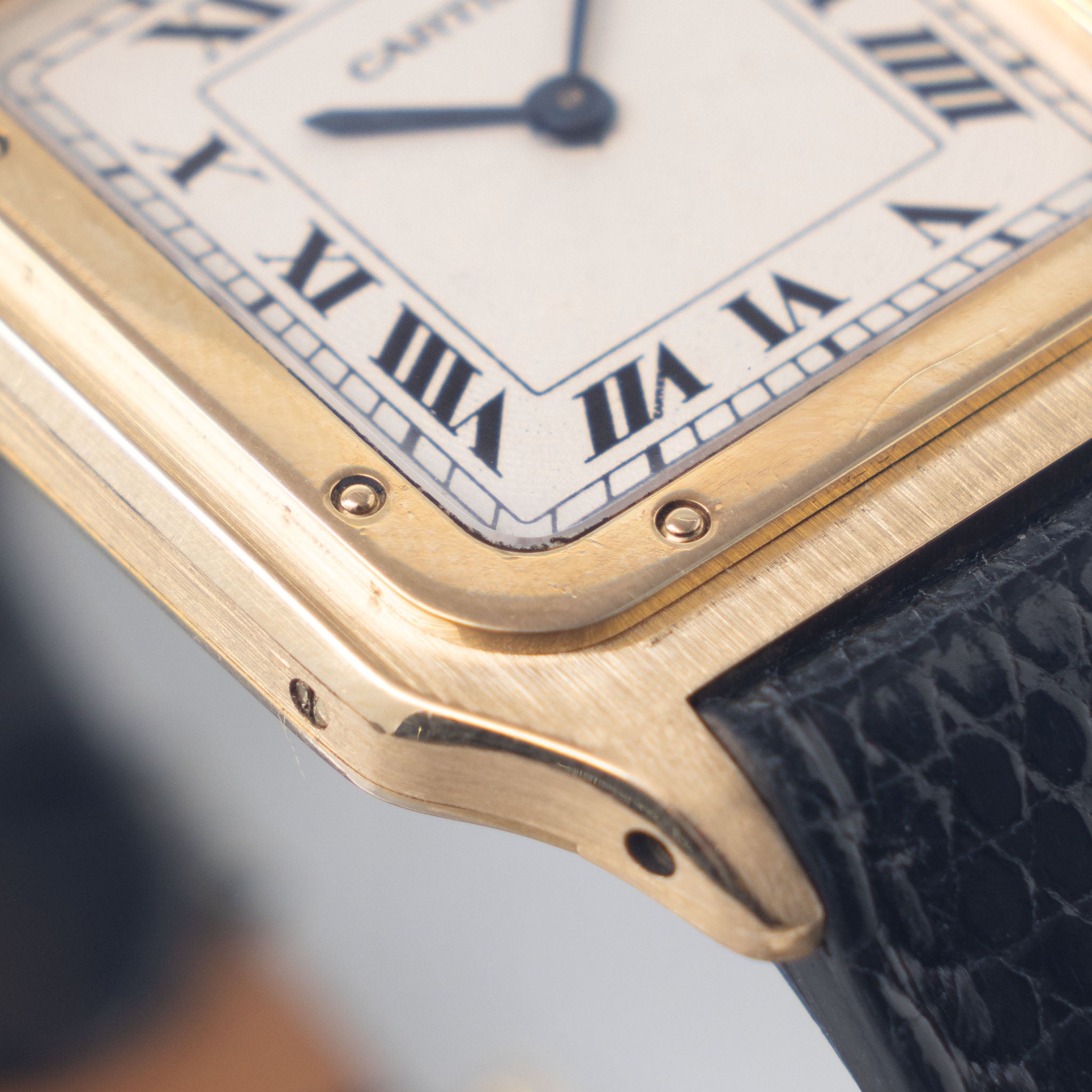 Cartier Santos Dumont Ultra-thin Guilloché Dial ref. 82105 in 18k Yellow Gold Box and Paper Set
