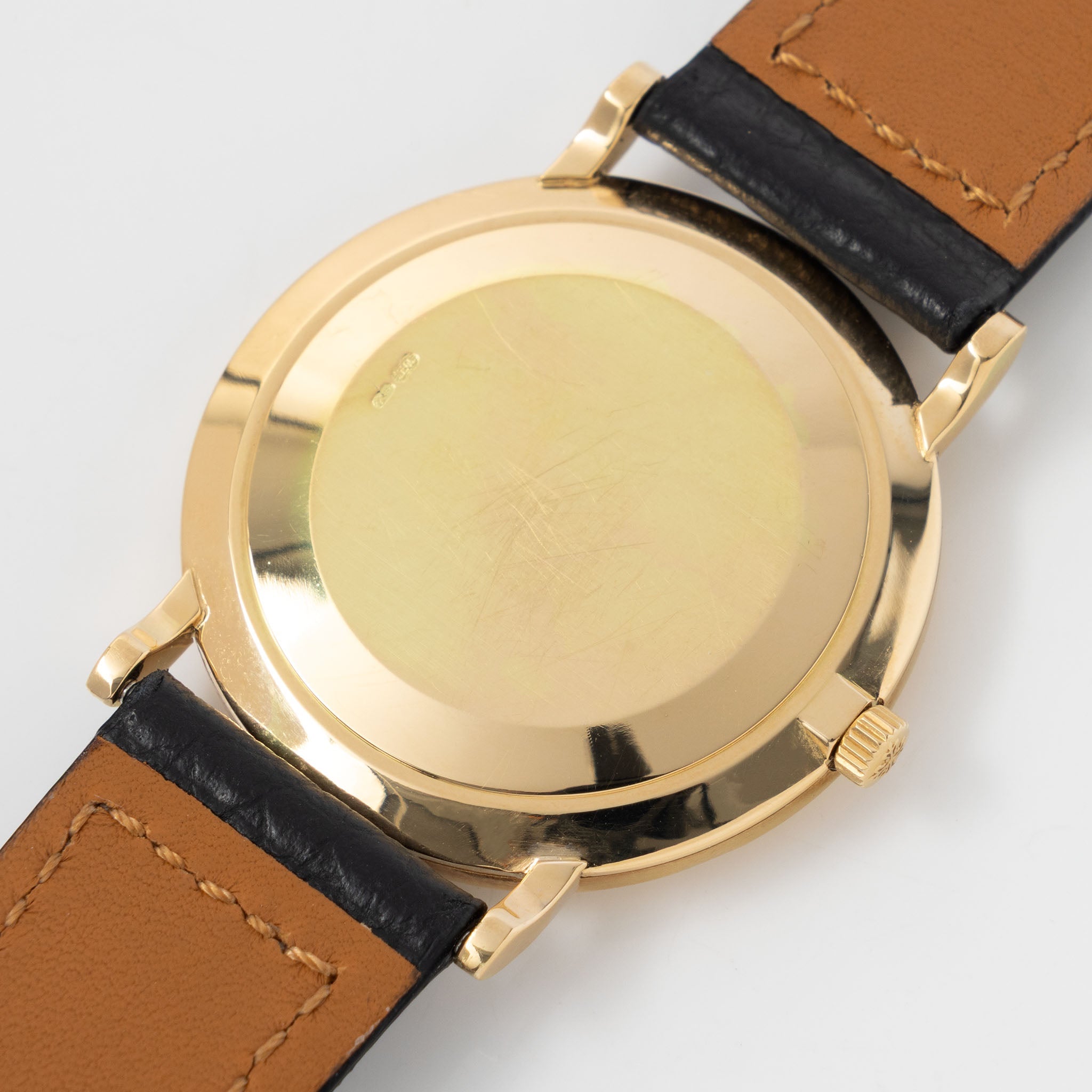 Patek Calatrava Porcelain dial , Clous de Paris 18k yellow gold case with extract from the archives ref 3919