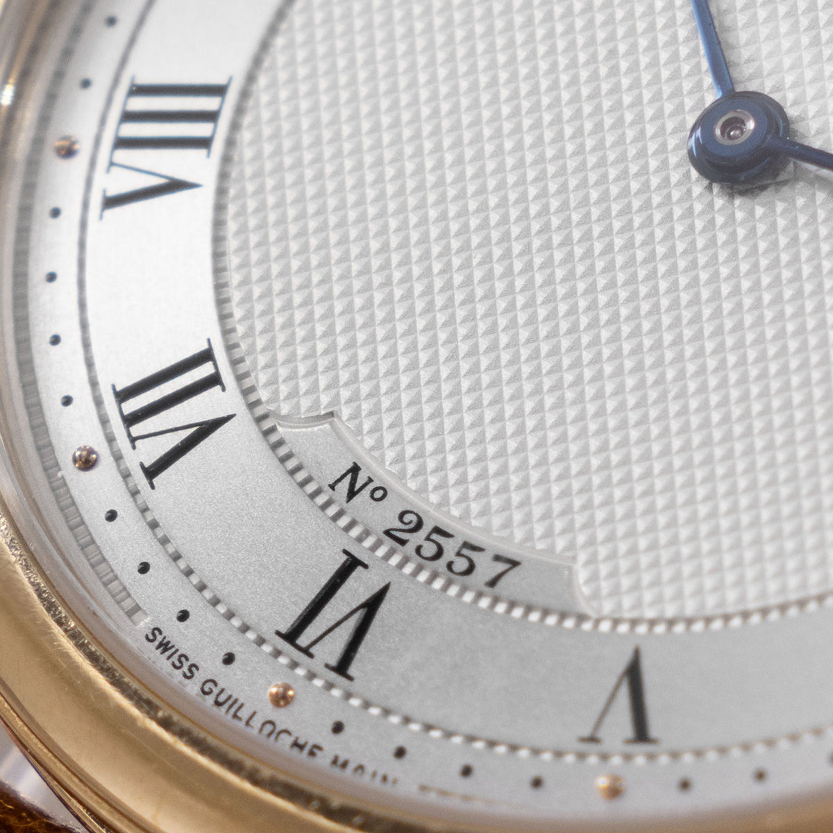 Breguet Ultra thin Classique Dress watch Guilloche dial ref 5130 in 18 k yellow gold
