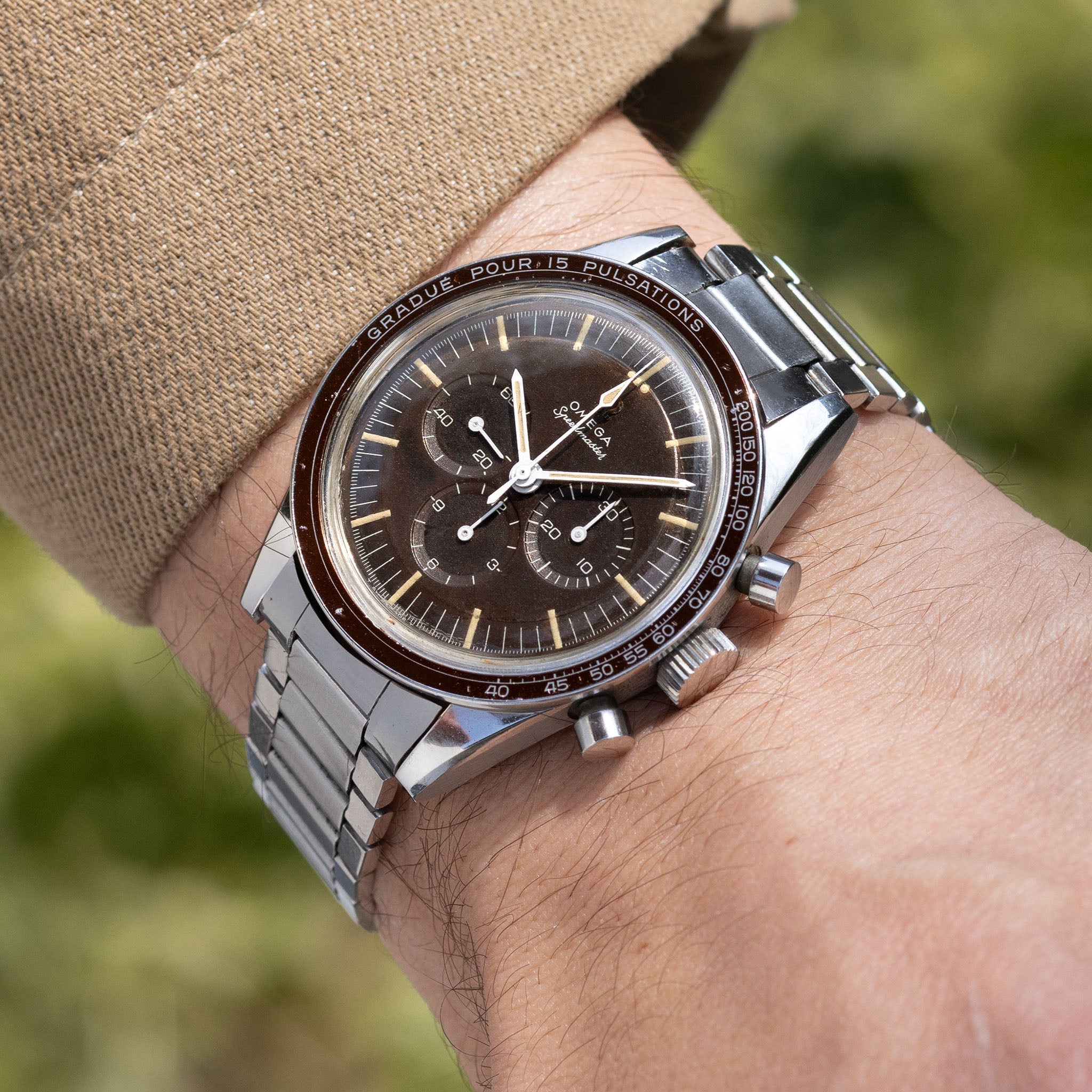 Omega Speedmaster 105.003 Ed White Tropical Brown Dial Pulsations Bezel with Extract of the Archives