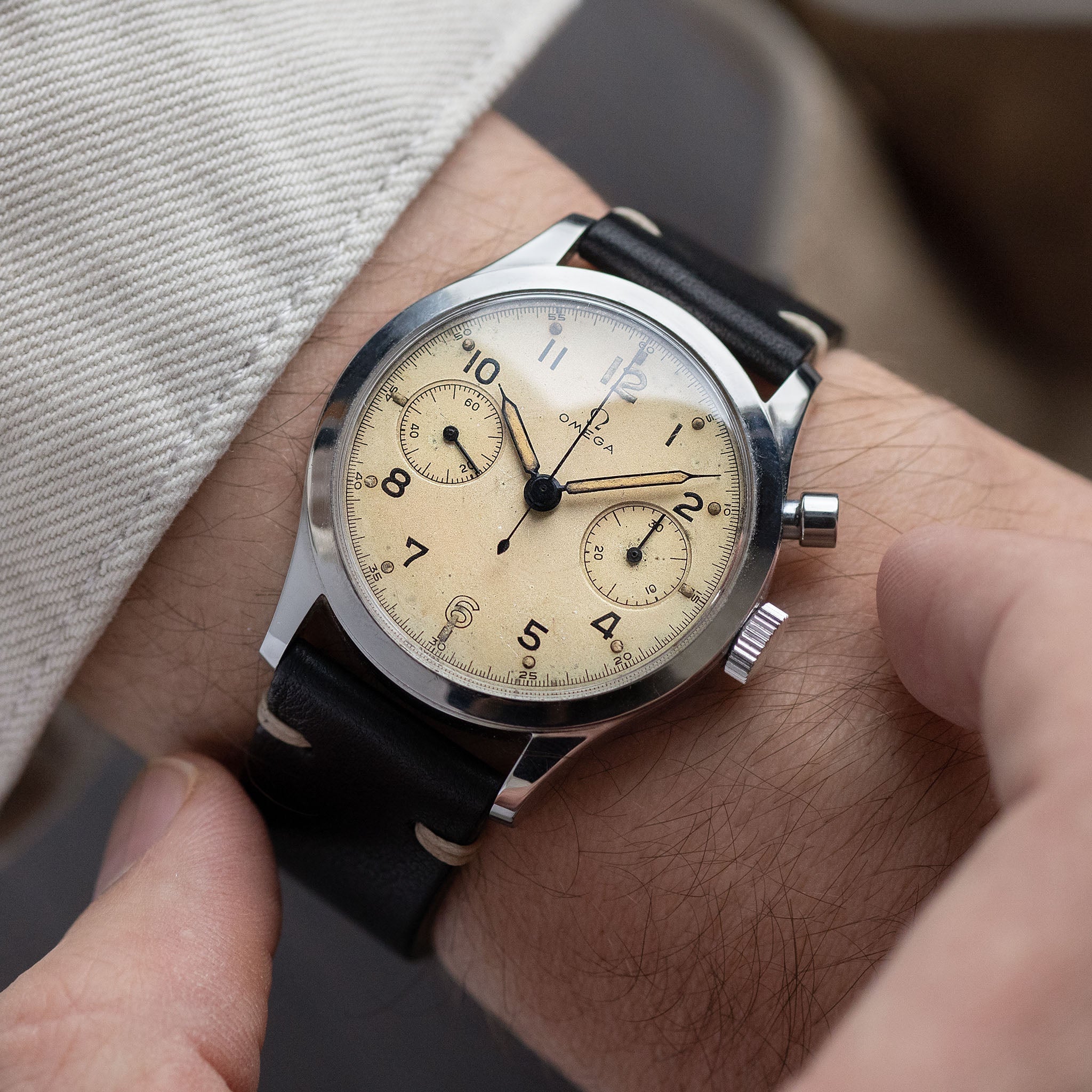 Omega RCAF Monopusher ref 6W/16 Chronograph issued to the Canadian Airforce