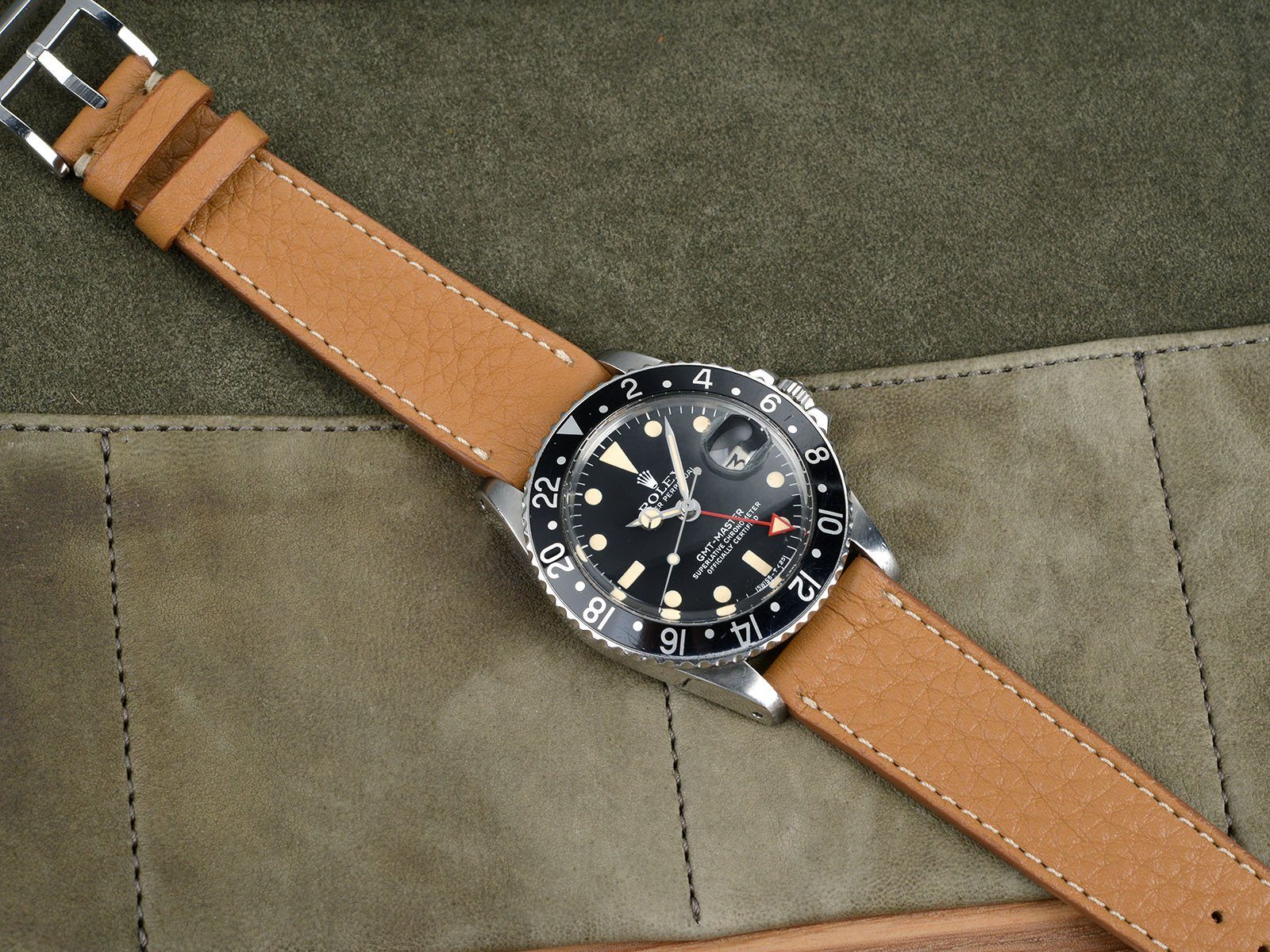 ROLEX ALL RED HAND 1675 MAXI GMT