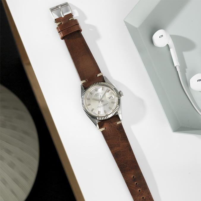 Rolex Datejust Wide Boy Dial Ref. 1601 with papers