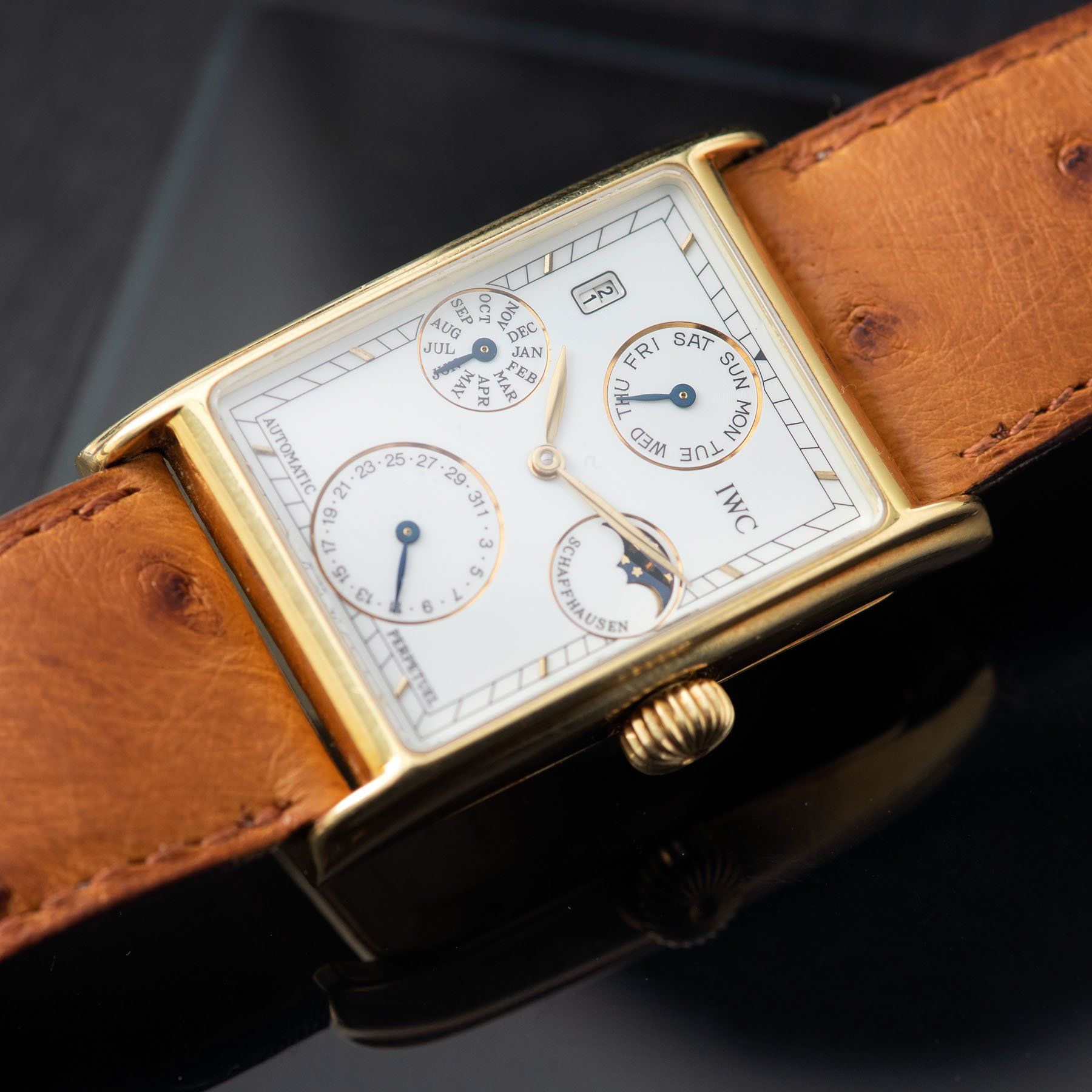 IWC Novecento Perpetual Calendar Yellow Gold 3545