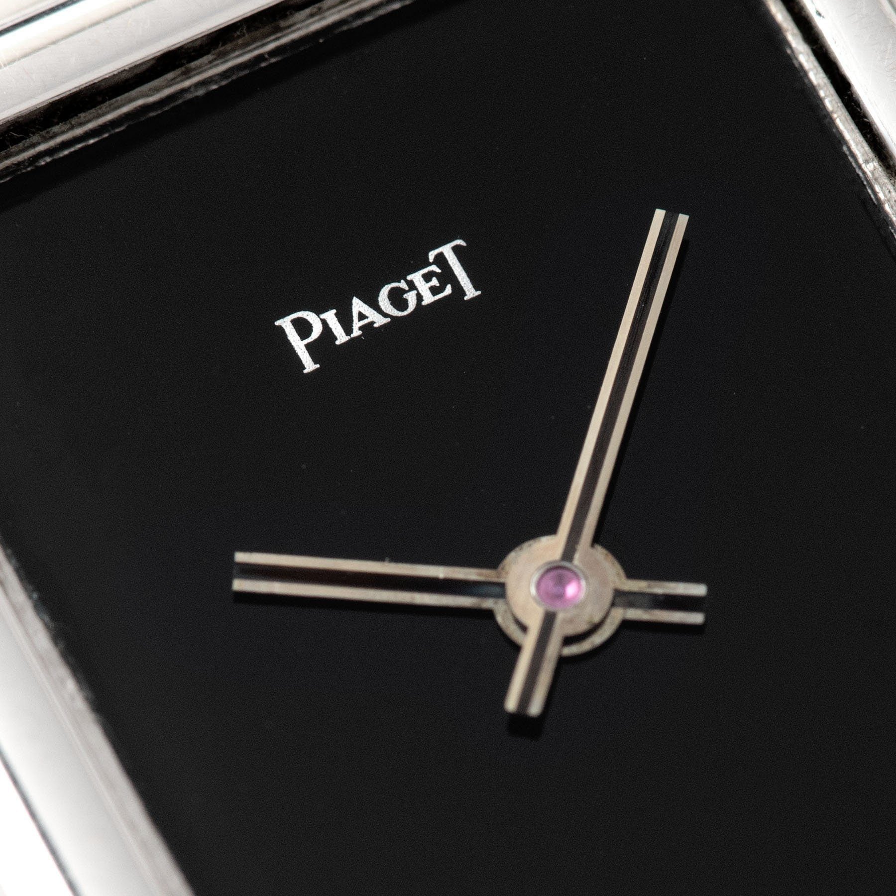 Piaget Onyx Dial White Gold ref 14101 Beta 21