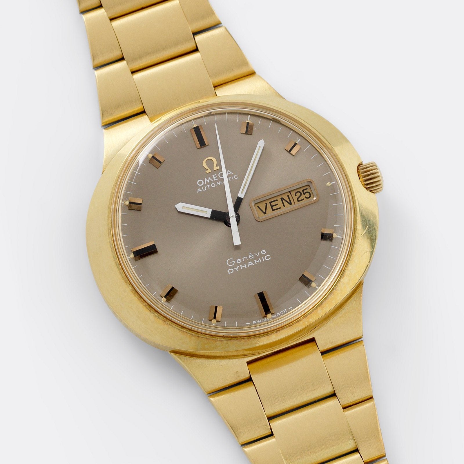 Omega Dynamic Yellow Gold Grey Dial
