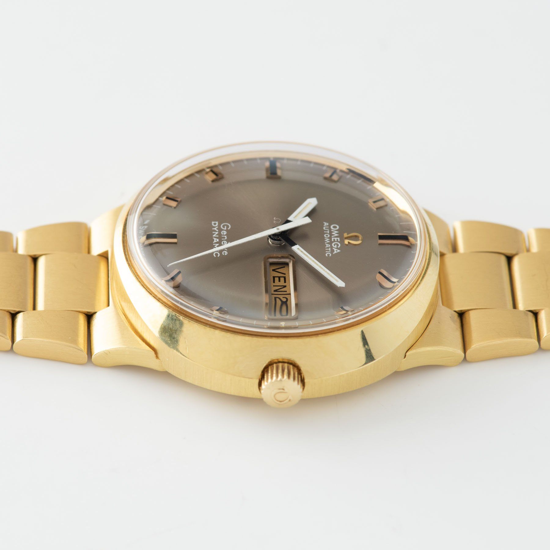 Omega Dynamic Yellow Gold Grey Dial