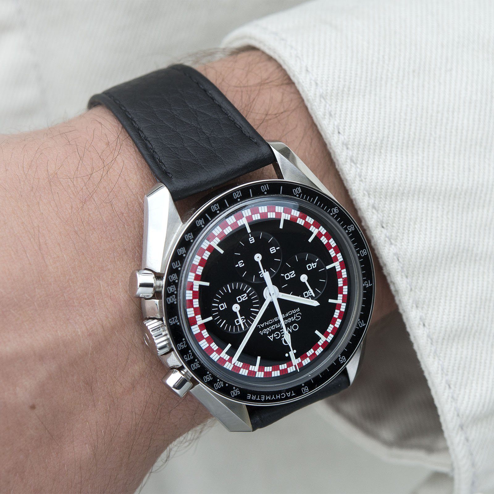 Omega Speedmaster Tin Tin 311.30.42.30.01.004