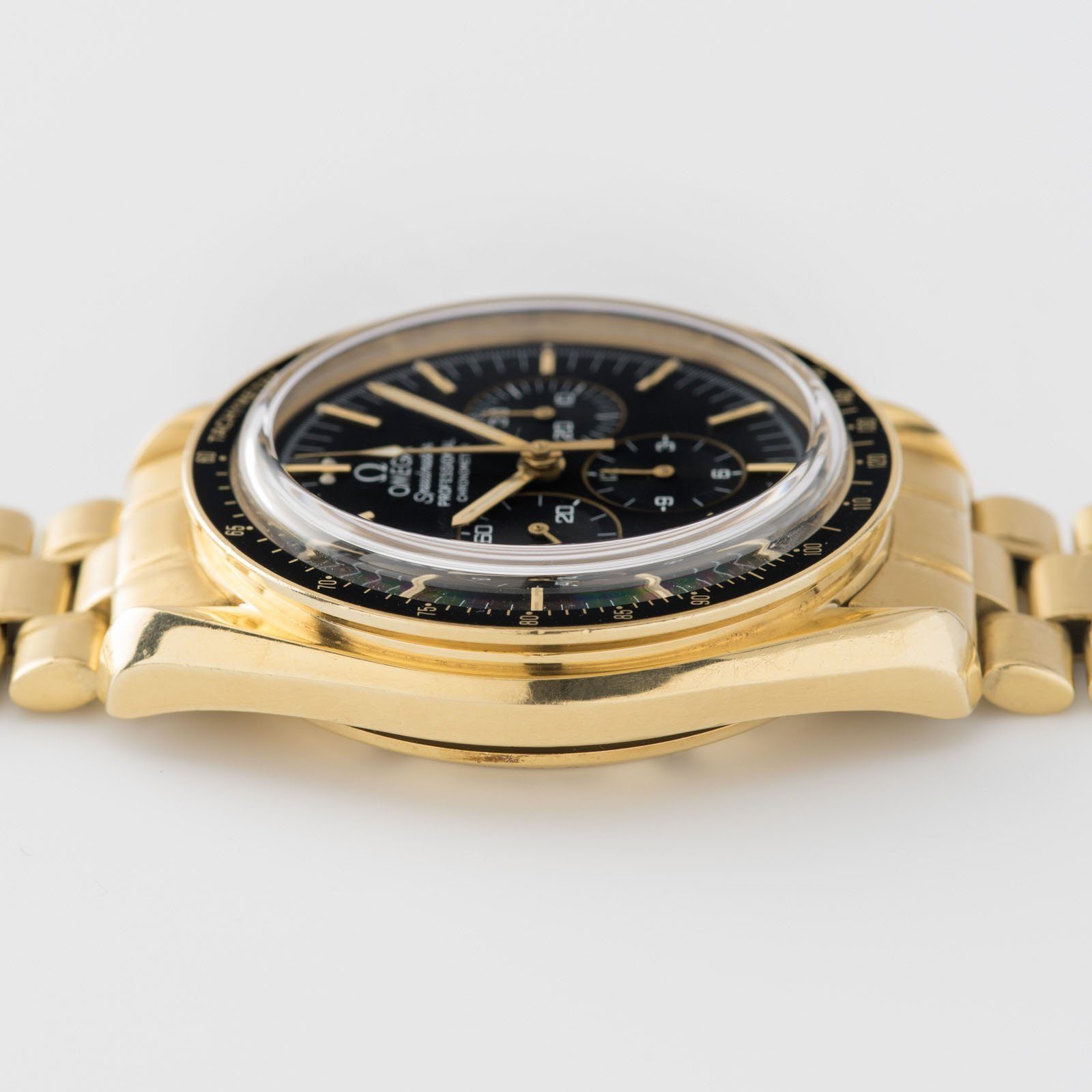 Omega Golden Nugget Speedmaster 31945000