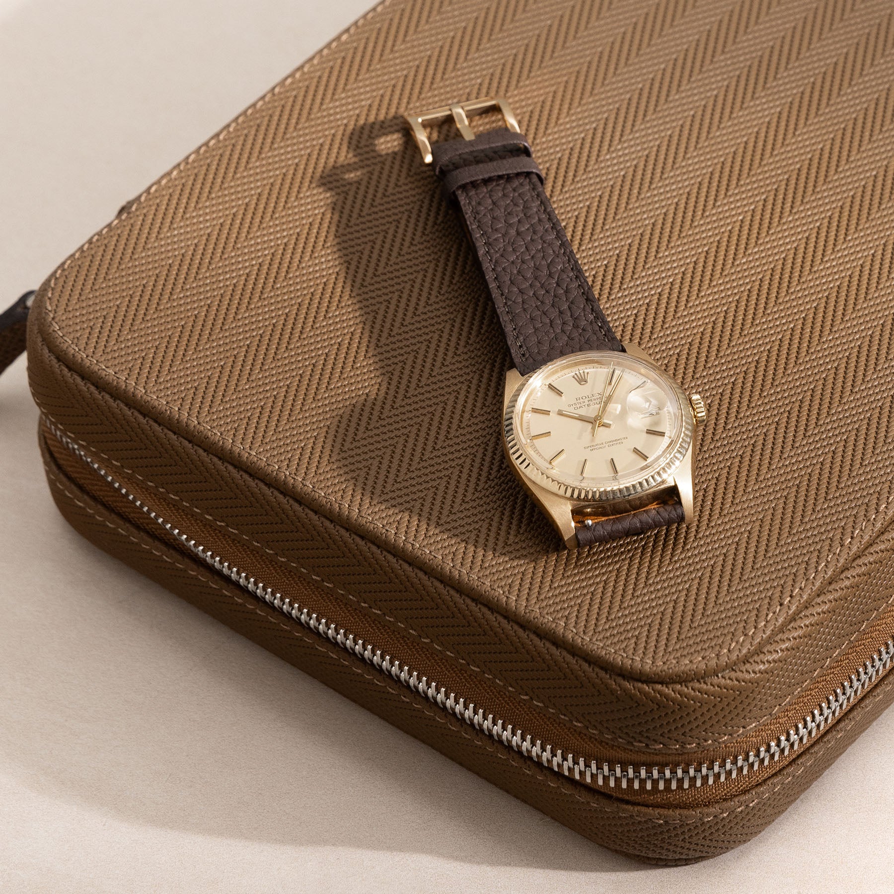 The Berlin 10 Watch Leather Zip Folder - Jubilee Edition by JPM
