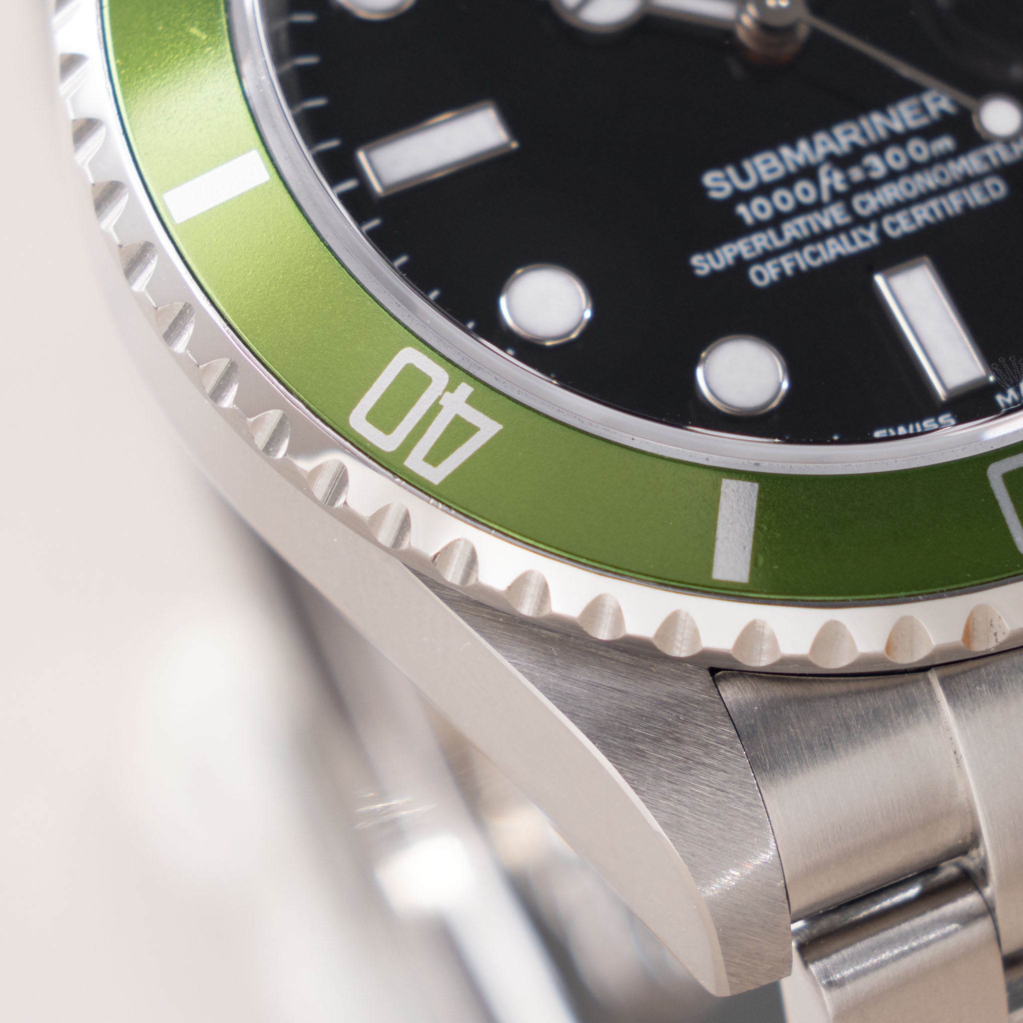 Rolex Submariner 16610 LV “Kermit” Flat 4 Box and Paper Set