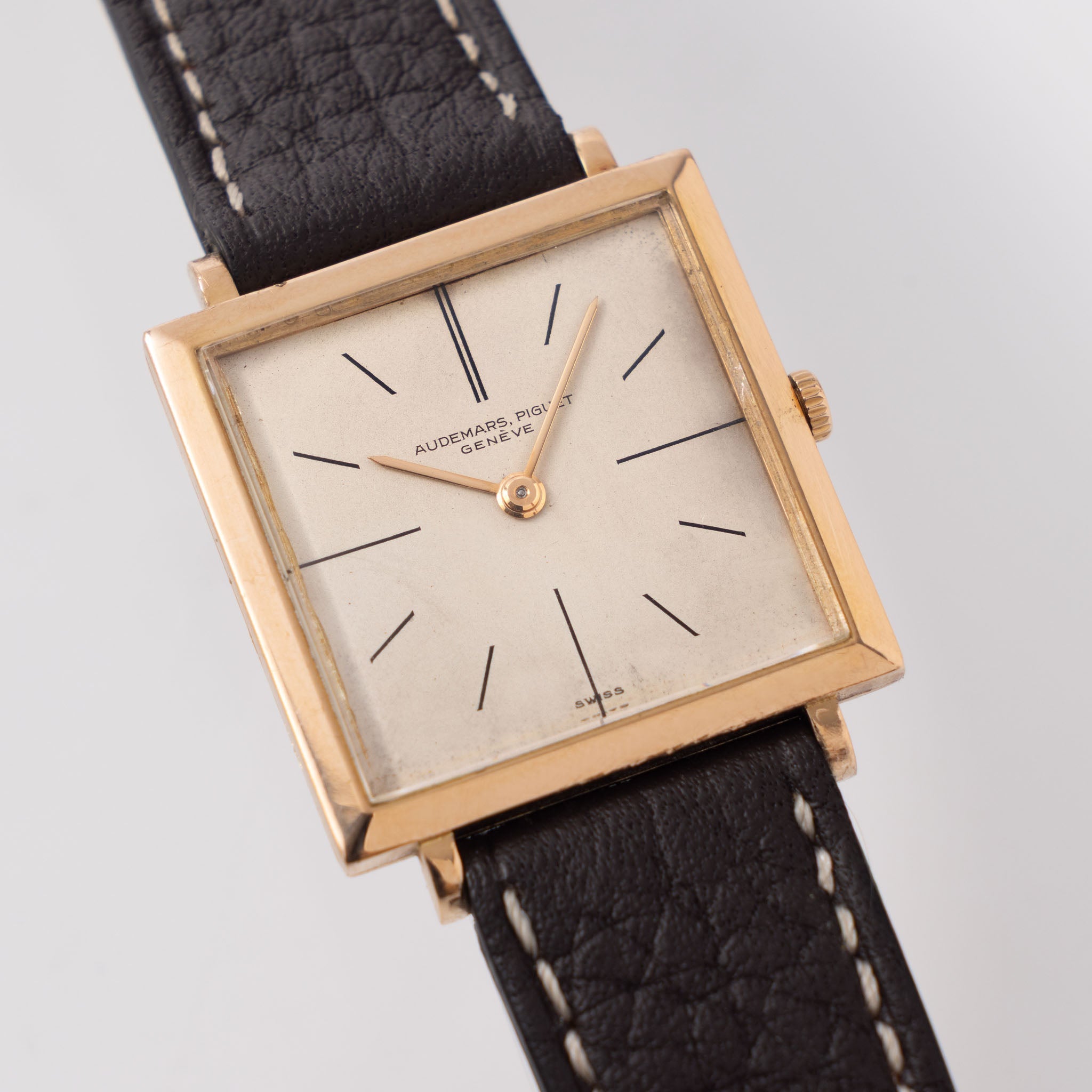 Audemars Piguet Ultra-thin Square Dresswatch in 18k rose gold
