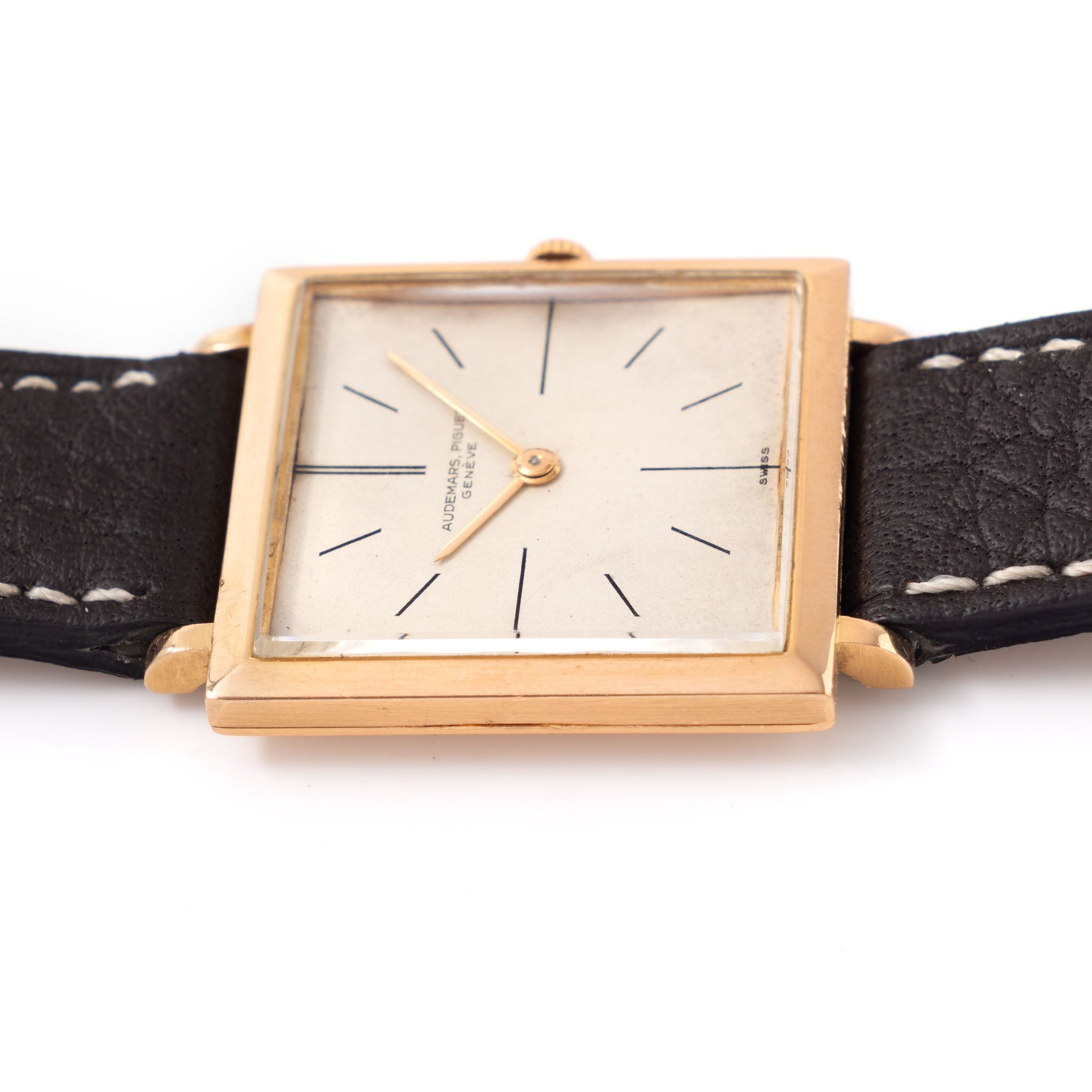 Audemars Piguet Ultra-thin Square Dresswatch in 18k rose gold