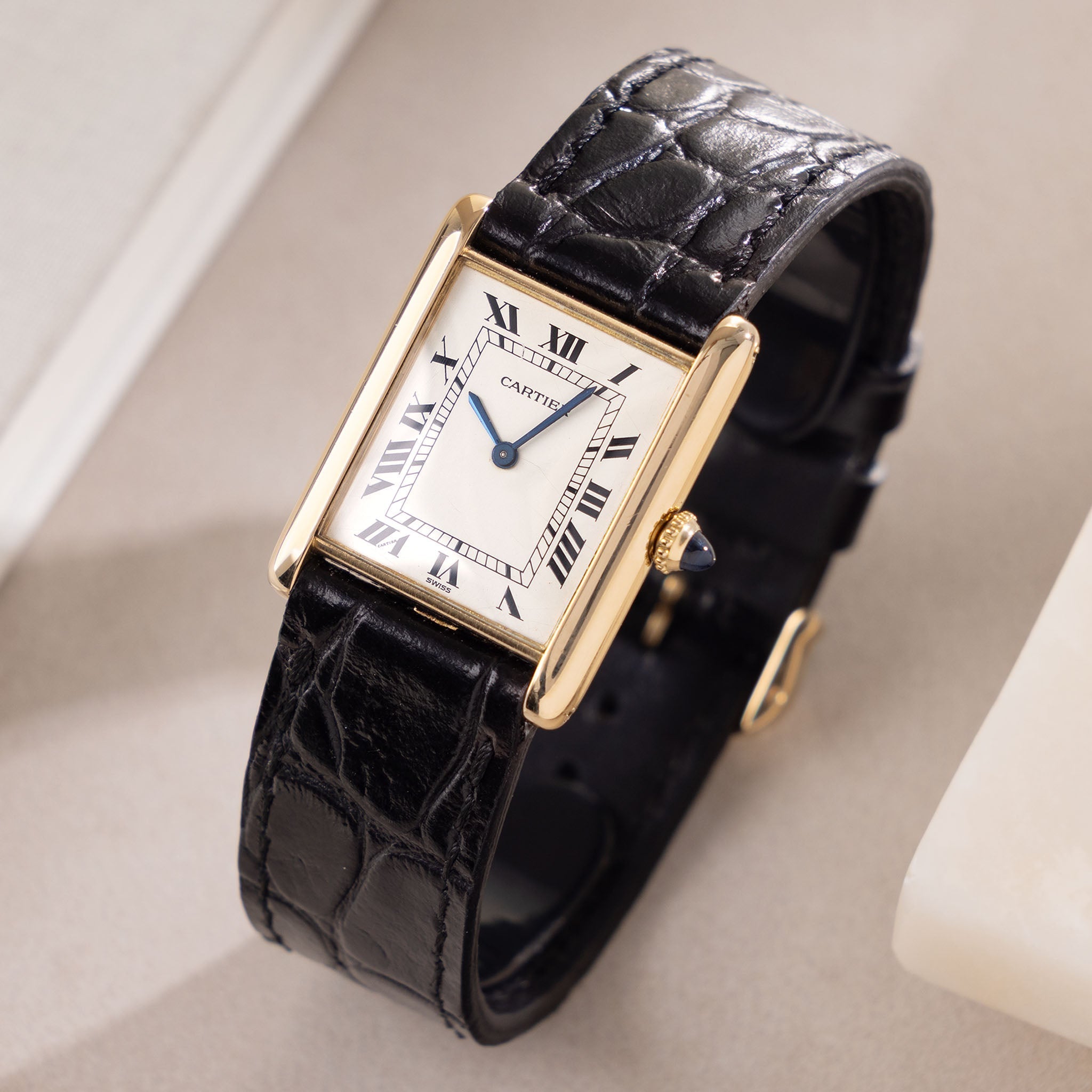 Cartier Tank Louis  ultra thin cream dial ref 96019 in 18 k yellow gold