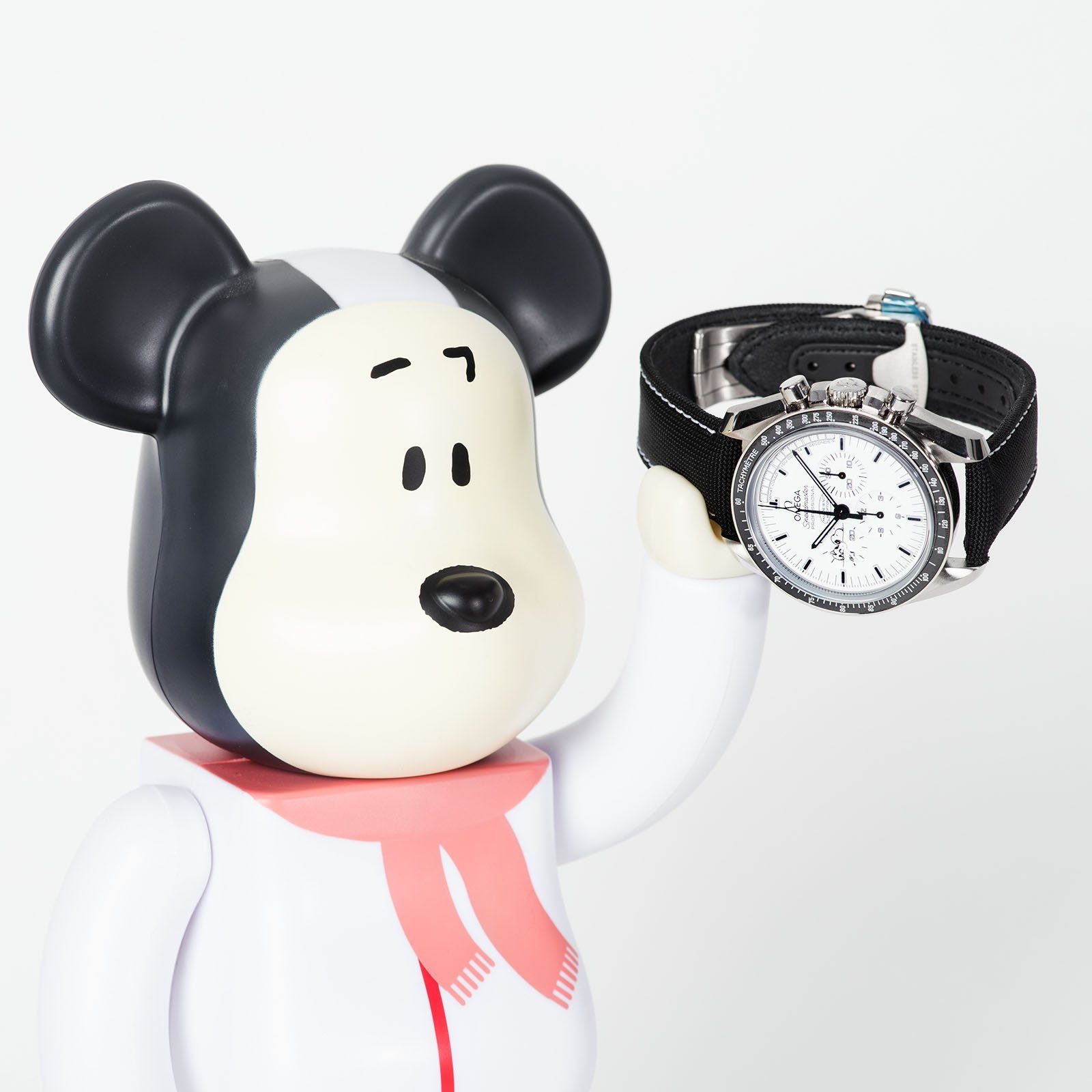 Omega Speedmaster Apollo 13 Silver Snoopy 311.32.42.30.04.003 BTTR Set