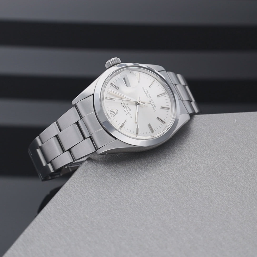 Rolex Oyster Perpetual Date 1500 Silver Soleil Dial 